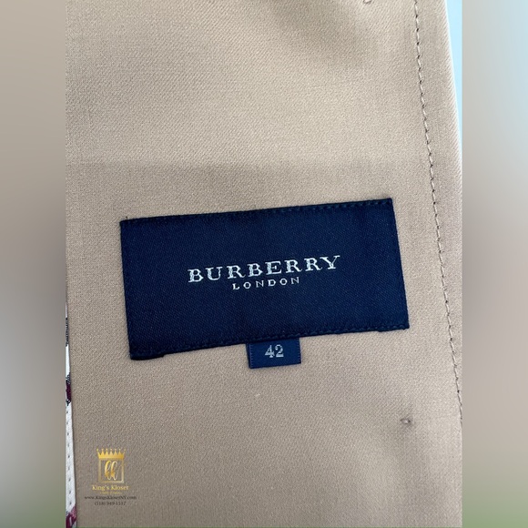 Burberry jacket - Picture 7 of 12